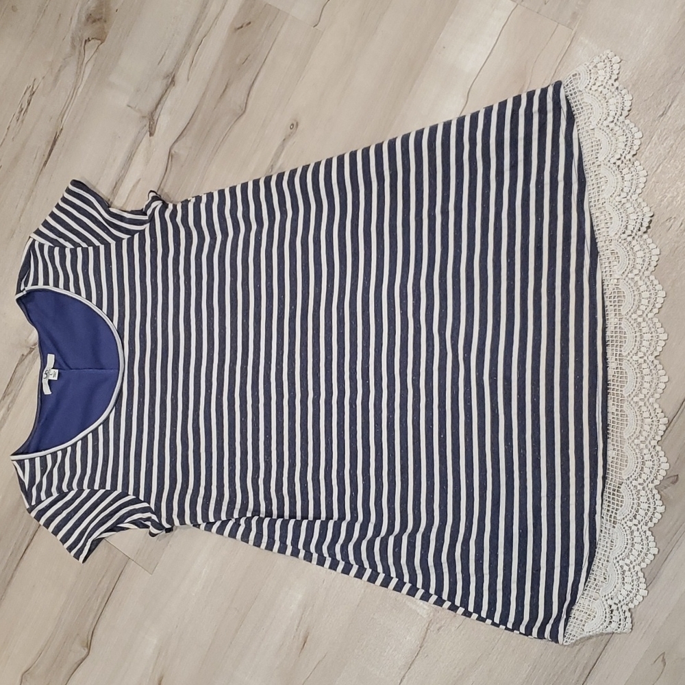 NEW Ya Los Angeles dress with lace bottom NEW sz L